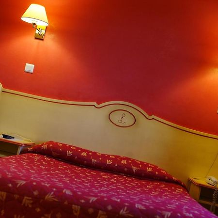 Logis Hotel & Restaurant L'Etape Bouc Bel Air - Gardanne Kültér fotó